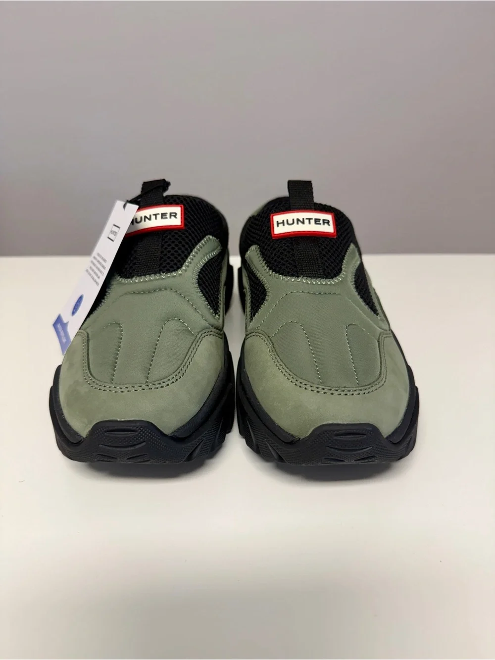 HUNTER Darisa Water Repellent Slip-On Shoe- NWT SIZE 9